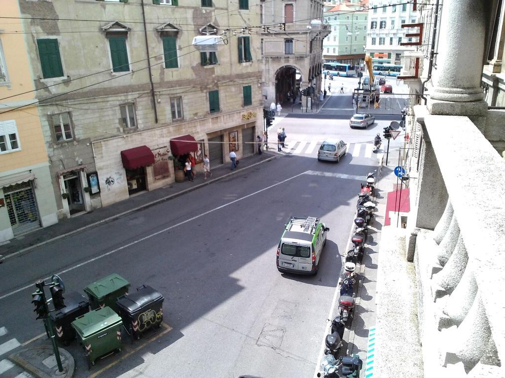 Hotel Brioni Trieste Bagian luar foto